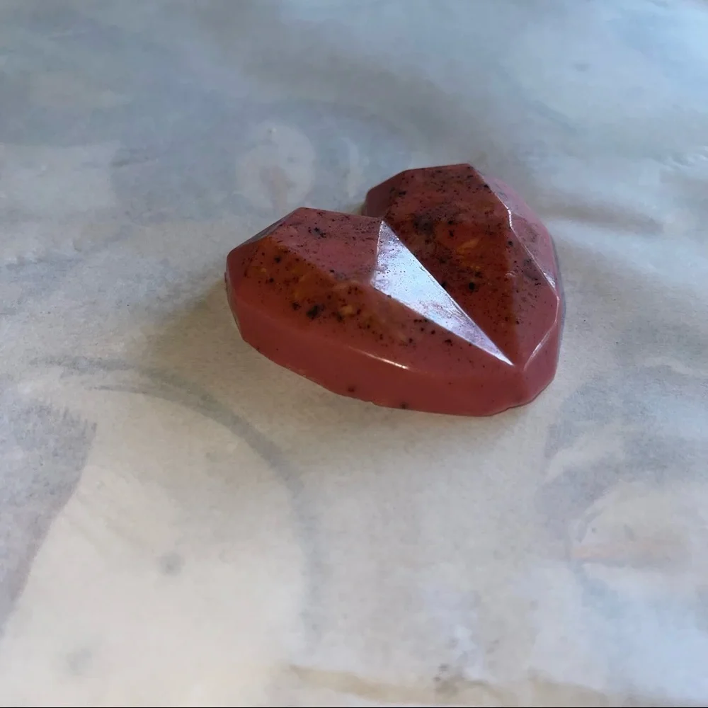 VintageBitch Gifts - Strawberry Champagne Organic Oatmeal Soap - (Hot Pink)